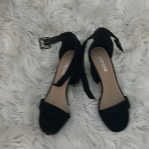 Soda black platform heels with strap